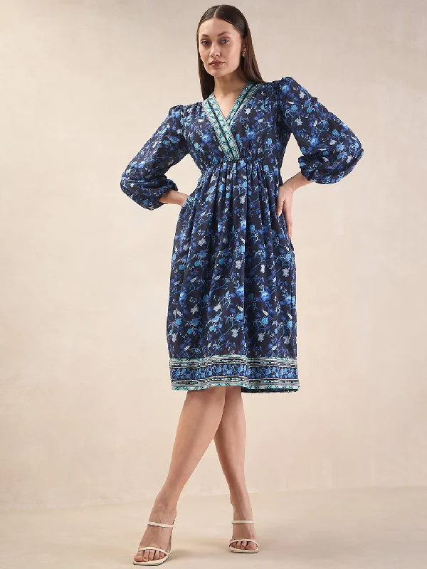 The Best Offers Are Here!Blue Border Printed Wrap Midi Dress