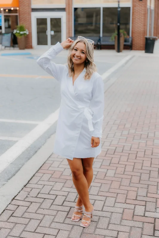 Score Big Savings Today!SPANX The Best Poplin Wrap Dress