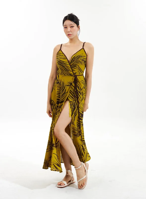 Grab Yours Before It’s Too Late!V-Neck Wrapped Maxi Dress IU308