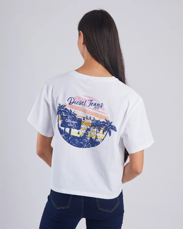 Limited Deals, Unlimited Savings!Linnea Tee Dove White